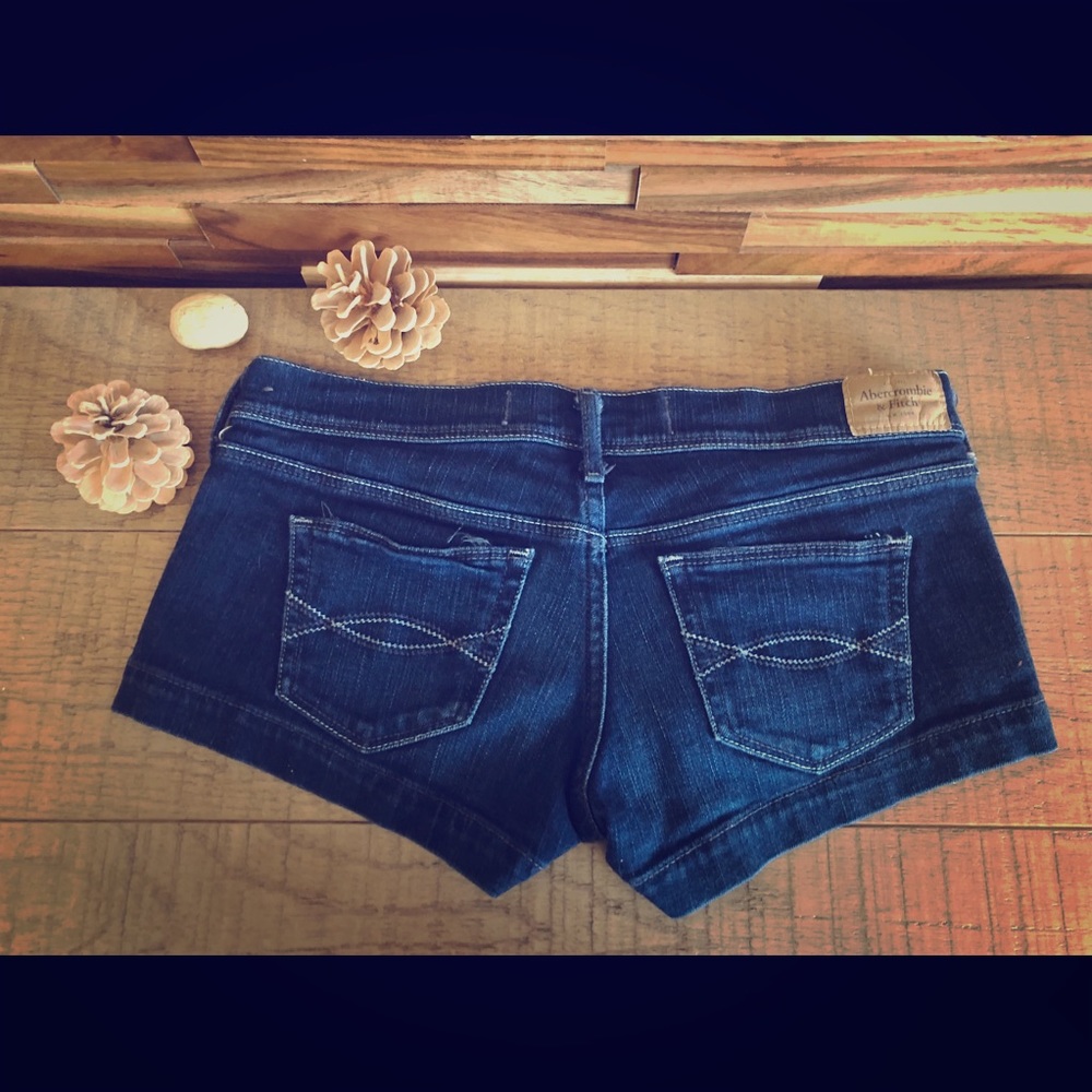 Abercrombie & Fitch Womens Low Rise Denim Shorts